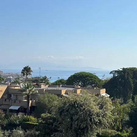 Apartmán Stunning Ocean View Terrace & Pool In Antibes